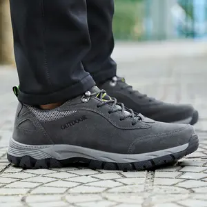 Ukuran Besar 39-49 Musim Semi Suede Outdoor Hiking Sepatu Pria Tahan Air Perlindungan Tenaga Kerja Sepatu