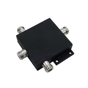 Divisor de Potencia RF Wilkinson de 3 Vías, 670-2700MHz, 50W, con Conector Hembra N - Product Image 2