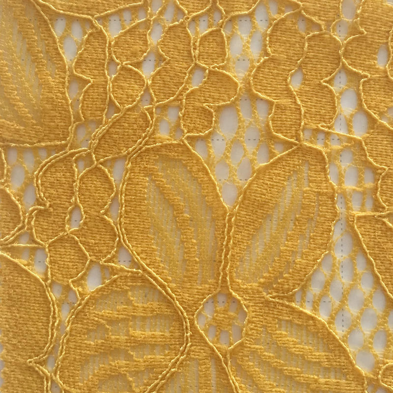 010สีเหลือง