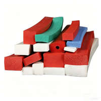 Bande de silicone résistante aux hautes températures, bande de caoutchouc carrée en mousse insonorisante et d'étanchéité avec service de découpe