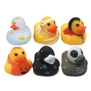 Vente en gros de Noël Halloween Lapin Thème de Pâques Canard de bain en PVC souple personnalisé promotionnel Canards en caoutchouc flottants à presser