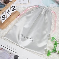 Promotion blanc Satin cordon cheveux paquet perruque emballage sac à poussière Logo personnalisé imprimé soie Satin pochette cadeau pour cheveux Lingerie