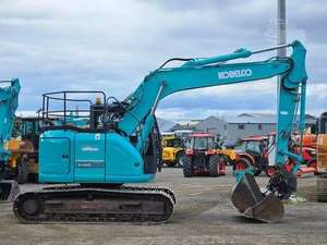 Fabriqué au Japon 13ton Kobelco SK135 excavatrice SK135 utilisé à bas prix - Product Image 2