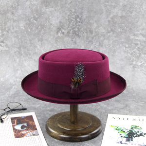 Chapeau Pork Pie LiHua Nouvelle Collection 100% Laine avec Bord Cranté à Plumes, Large et Ouvert, Idéal pour un Style Festif - Product Image 3