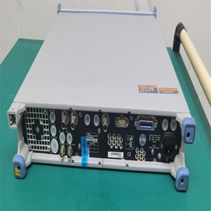 เครื่องกำเนิดสัญญาณโรห์เดอ ชวาร์ซ รุ่น SML01 ความละเอียดความถี่ 0.01 เฮิรตซ์ ความแอมพลิจูด 0.1 มิลลิโวลต์ ผลิตในเยอรมนี - Product Image 1