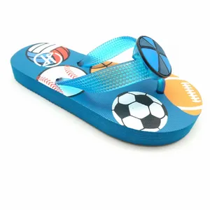 2021 crianças novas sandálias LEVARAM custom impressão de futebol do menino tangas flip flop chinelos