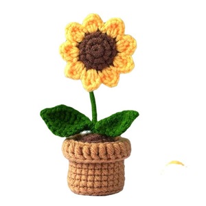 Mini fleurs en pot au crochet faites à la main, ornement en forme de tulipe, marguerite, rose ou cœur tricoté, petite plante au crochet pour décoration de bureau, cadeau - Product Image 5