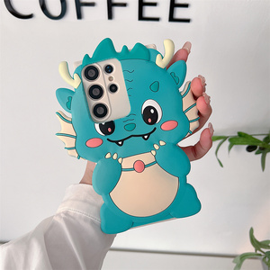Coque de téléphone mignonne et moelleuse en forme de <span class=keywords><strong>dragon</strong></span> pour Samsung Galaxy S26 Ultra S25 S24 A57 A56, en silicone souple, motif dessin animé asiatique, protection intégrale - Product Image 1