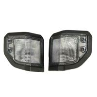 Accessoires de voiture Lampe d'avertissement transparente pour pare-chocs avant pour Land Cruiser FJ79 75 LC76 LC79 2024 Pickup Gray Corner Light