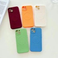 Coque en silicone liquide magnétique avec impression UV, vente en gros, coque vierge pour iPhone 17 Pro Max 16 15 14 13 12