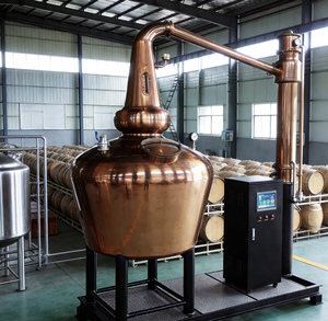 Alambic commercial 300 L en cuivre rouge JM CS-020011 pour spiritueux, chauffage électrique, distillateur artisanal de whisky et d'eau - Product Image 3