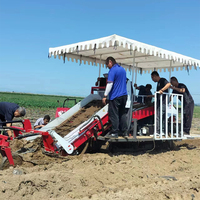 Récolteuse automotrice haute performance, machine semi-automatique pour la récolte des légumes-racines (pommes de terre, carottes, ail, oignons et manioc)