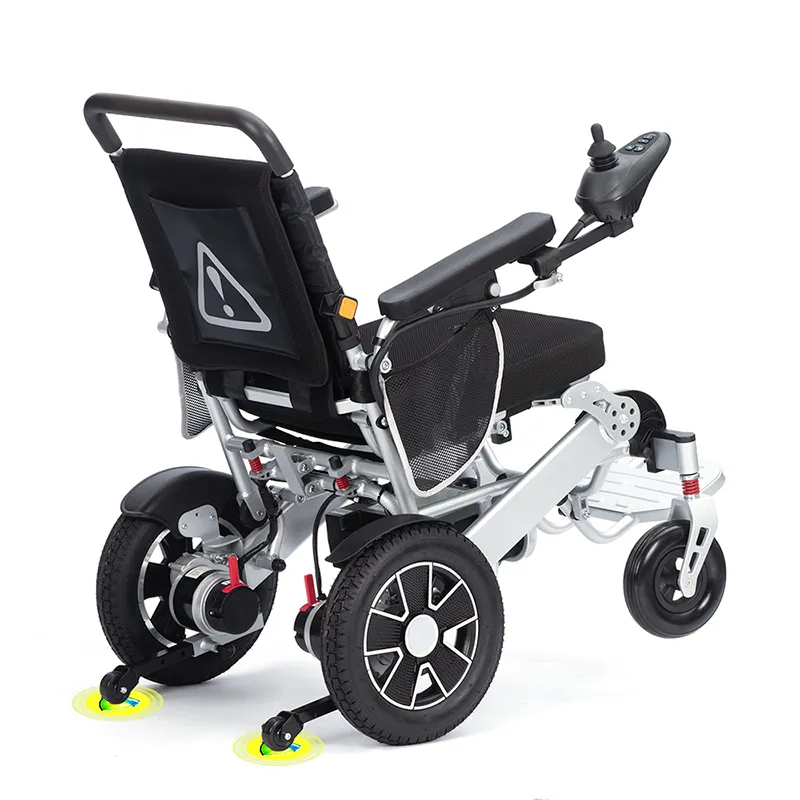 Fabrika doğrudan satış geniş yastık taşınabilir katlanabilir dört tekerlekli elektrikli tekerlekli sandalye taşınabilir yaşlı elektrikli tekerlekli sandalye