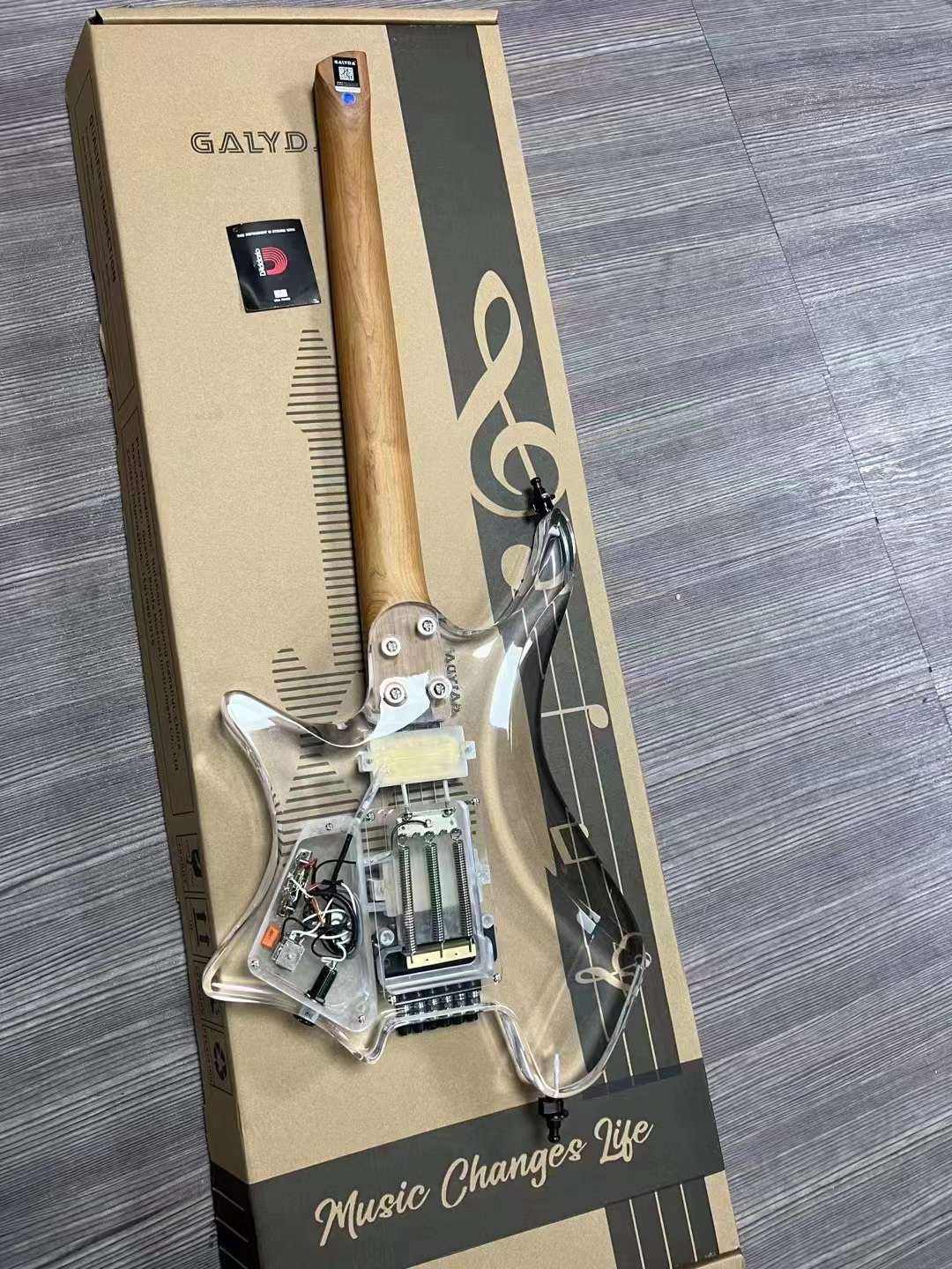 สไตล์ไร้หัวแบบโปร่งใส