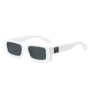 Lunettes de soleil de style européen et américain, petite monture, noires, protection UV400, pour sports de plein air - Product Image 5