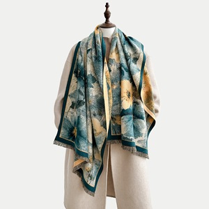 Sciarpa Invernale Stile Francese Retrò con Motivo Floreale Dipinto a Olio e Frange, Scialle Reversibile Ispessito per Aria Condizionata, Mantella Esterna da Donna - Product Image 2