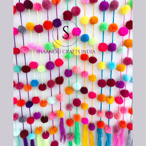 Guirnalda de pompones de plástico ecológica hecha a mano, decoración interior colgante para hogar mexicano y fiesta, aula, uso navideño - Product Image 3