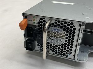 Vielseitiger Dichte-und Leistungs speicher MD1420-Speicherarray 24x3,84 TB <span class=keywords><strong>SAS</strong></span> 12G SSD 2x 12G-<span class=keywords><strong>SAS</strong></span>-4 2x-Netzteil - Product Image 6