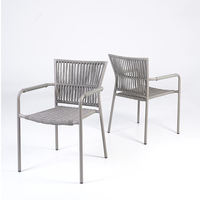 Chaise d'extérieur en aluminium de qualité commerciale, empilable, design gain de place, tissu Tencel, idéale pour restaurant, banquet, cour.