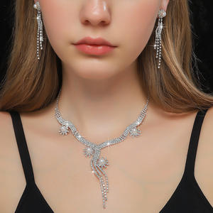 Conjunto de Collar y Pendientes de Perlas de Imitación y Circonitas para Fiesta Nupcial, Chapado en Plata, Aleación de Zinc, Accesorios de Moda al por Mayor - Product Image 2