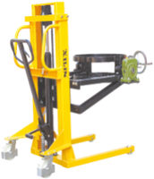 Vente directe d'usine de élévateurs de fûts d'huile, chariots à fûts d'huile, chariots manuels hydrauliques pour le levage et le basculement de fûts d'huile