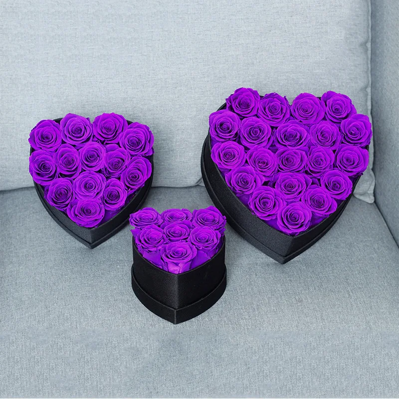 7pc Roses In Heart  Box