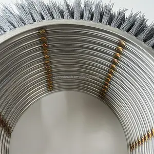 Escova de nylon dupla espiral de aço para limpeza de bandas de bobina feridas