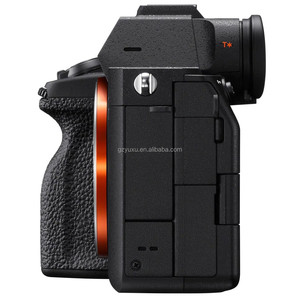 Appareil photo numérique hybride d'occasion <span class=keywords><strong>A7</strong></span> <span class=keywords><strong>IV</strong></span> A7M4, boîtier 33MP Full Frame CMOS, 4K 60p, stabilisation d'image 5 axes (IBIS), autofocus œil en temps réel - Product Image 4