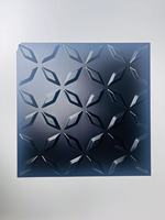 Panneau en PVC moderne de couleur bois de haute qualité écologique 3D Art gaufré géométrique facile à installer étanche pour un usage domestique