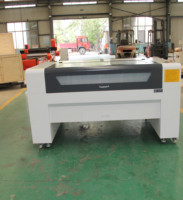 Mesin Pemotong Laser CO2 130W 1390 Tipe Gantry Berpendingin Air untuk Akrilik Kayu Plywood MDF Pengukir Laser