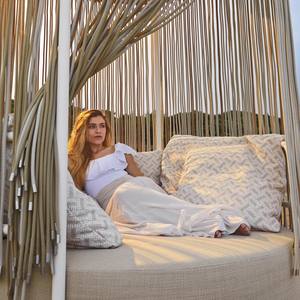 Ensemble de chaises en rotin d'extérieur au design moderne pour hôtel, accessoires de photographie de mariage, lit de repos grand format tendance pour cour et terrasse - Product Image 4