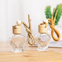 KYLIA 9ML Aroma Diffuseur Voiture Parfum Pendentif désodorisant Vide Parfum Bouteille En Verre Suspendu Voiture Diffuseur Bouteille
