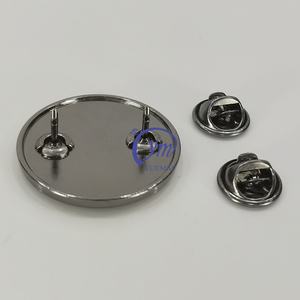 Distintivo dell'Arabia Saudita Distintivo Tattico Produzione all'Ingrosso Personalizzata Logo in Metallo Distintivi Sauditi - Product Image 3