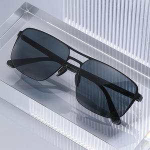 Nouvelles lunettes de soleil polarisées carrées pour hommes, monture en métal, lentilles TAC, protection UV400, pare-soleil pour la conduite en extérieur, couleur noire - Product Image 1