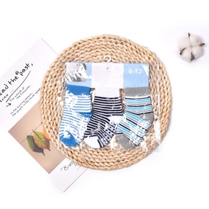 Chaussettes bébé roses en coton peluche chaudes et tendance, prix usine de gros - Product Image 5