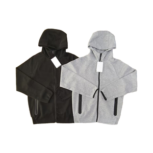 Voetbal Custom Dikke Sportjas Duurzaam Winddicht Ademend Outdoor Hardloopjassen Wandelen Polyester Trainingspak Met Capuchon - Product Image 1