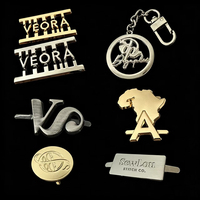 260706 Plaque de nom métallique personnalisée avec logo de marque gravé pour sacs à main et chaussures – Design tendance