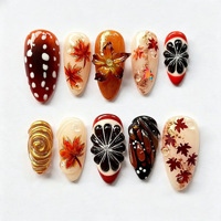 Soldes Automne-Hiver : Faux Ongles Courts Amande à Coller, Lot Mixte, Motifs 3D Fleur Ombré Citrouille Peintes, Vente en Gros de Faux Ongles