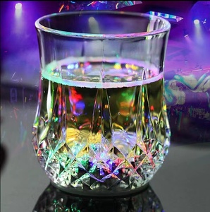 LED colorido inducción luminosa vidrio <span class=keywords><strong>cerveza</strong></span> taza Bar fiesta Flash taza agua decoloración fiesta Festival suministros - Product Image 5