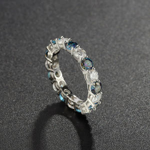 Moissanite unique de 0,30 carat, unisexe, argent sterling bicolore, entièrement sertie de diamants, style niche, simple, luxe léger - Product Image 4