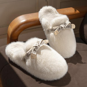 Pantuflas de Invierno para Hombre y Mujer, Ajuste Universal, Antideslizantes, Suaves y Cálidas, Calzado para el Hogar - Product Image 5