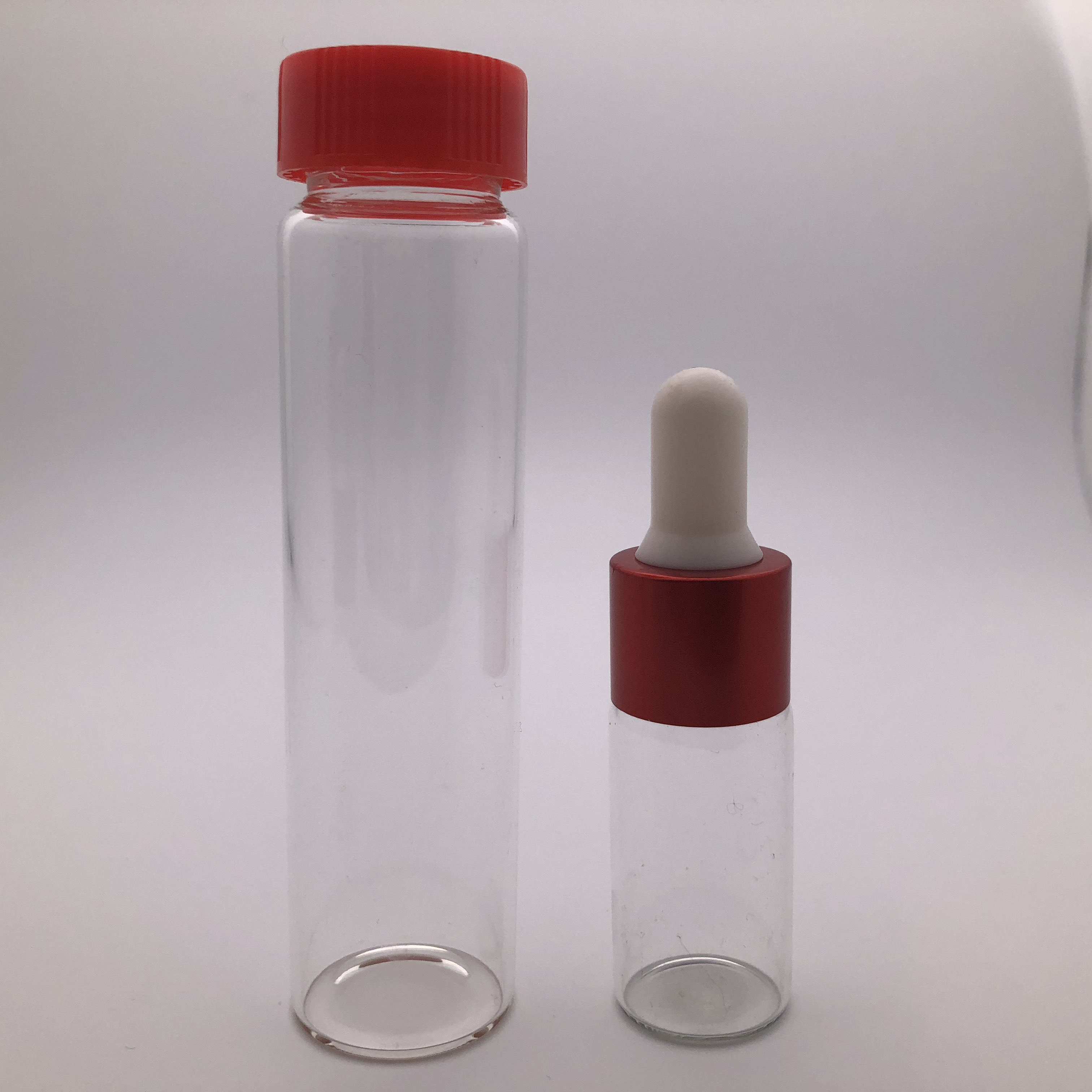 Round Empty Screw Top Mini Glass Vials 15ml Refillable OEM ODM