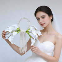 Grenzüberschreitender Bestseller Calla-Lilien Handgebundener Wasserfall-Blumenstrauß (Kunststoff PU) Perfektes Hochzeitsgeschenk Freunde Foto-Requisite Braut