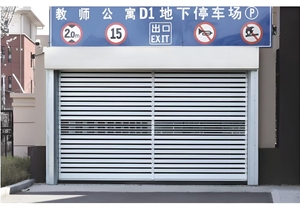 自動巻き上げ式ガレージドア 住宅用スチール製ローラードア 断熱工業用ドア - Product Image 5