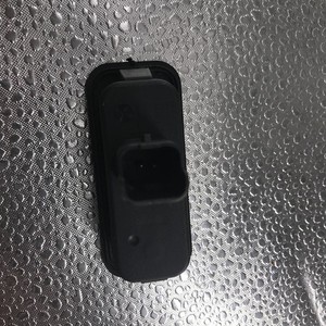 Central Locking System <b>Push</b> <b>Button</b> <b>Switch</b> Dc 12V Plastic Trunk Control For 8200076256 - Product Image 3