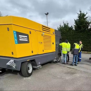 Большой дизельный компрессор 1500cfm XRS1500-20 портативный винтовой воздушный компрессор большой поток Atlas Copco - Product Image 1