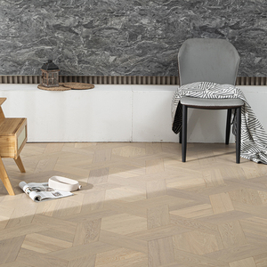 AVANTIMORA Asian 9 Coat, Parquet de Madera de Nogal Negro Multicapa con Acabado UV, Grado CE ABC, 12mm 16mm, para Resorts - Product Image 2