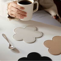 Sous-verres en cuir PU double face de qualité supérieure, élégants sous-plats en forme de fleur pour une décoration intérieure raffinée