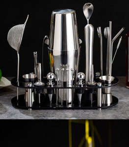 Set da Cocktail 17 Pezzi in Acciaio Inox con Supporto in Acrilico, Kit da Barman per Miscelare Bevande a Casa - Product Image 6