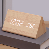 Termometer kayu LED dengan tampilan OLED jam Digital kreatif untuk siswa hotel sistem bertenaga baterai desain Bar